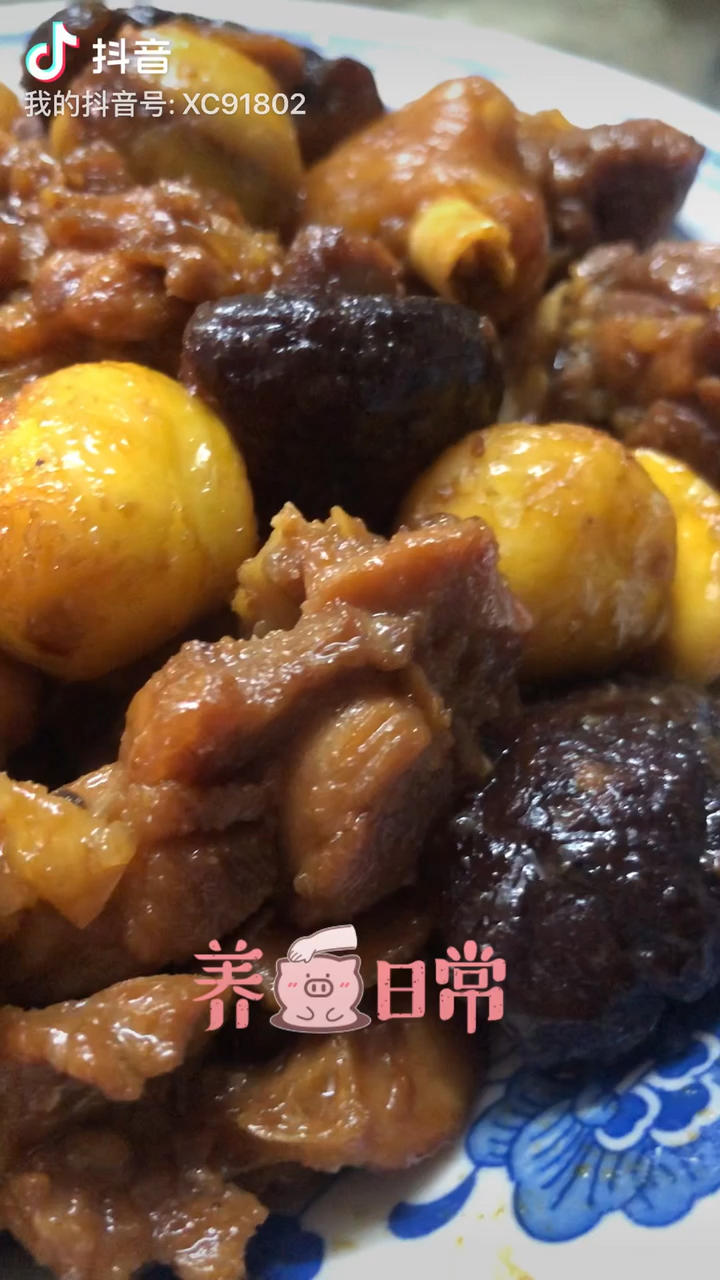 板栗焖鸡（🌰栗子焖鸡）鲜香美味
