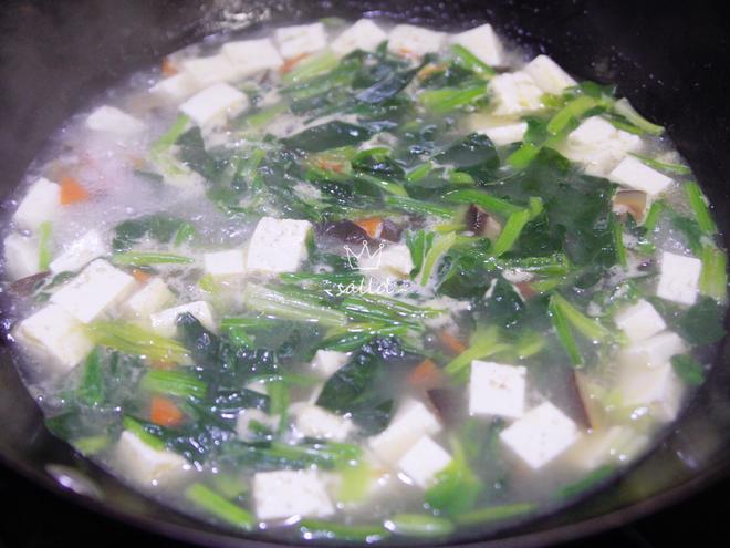 菠菜豆腐汤的做法