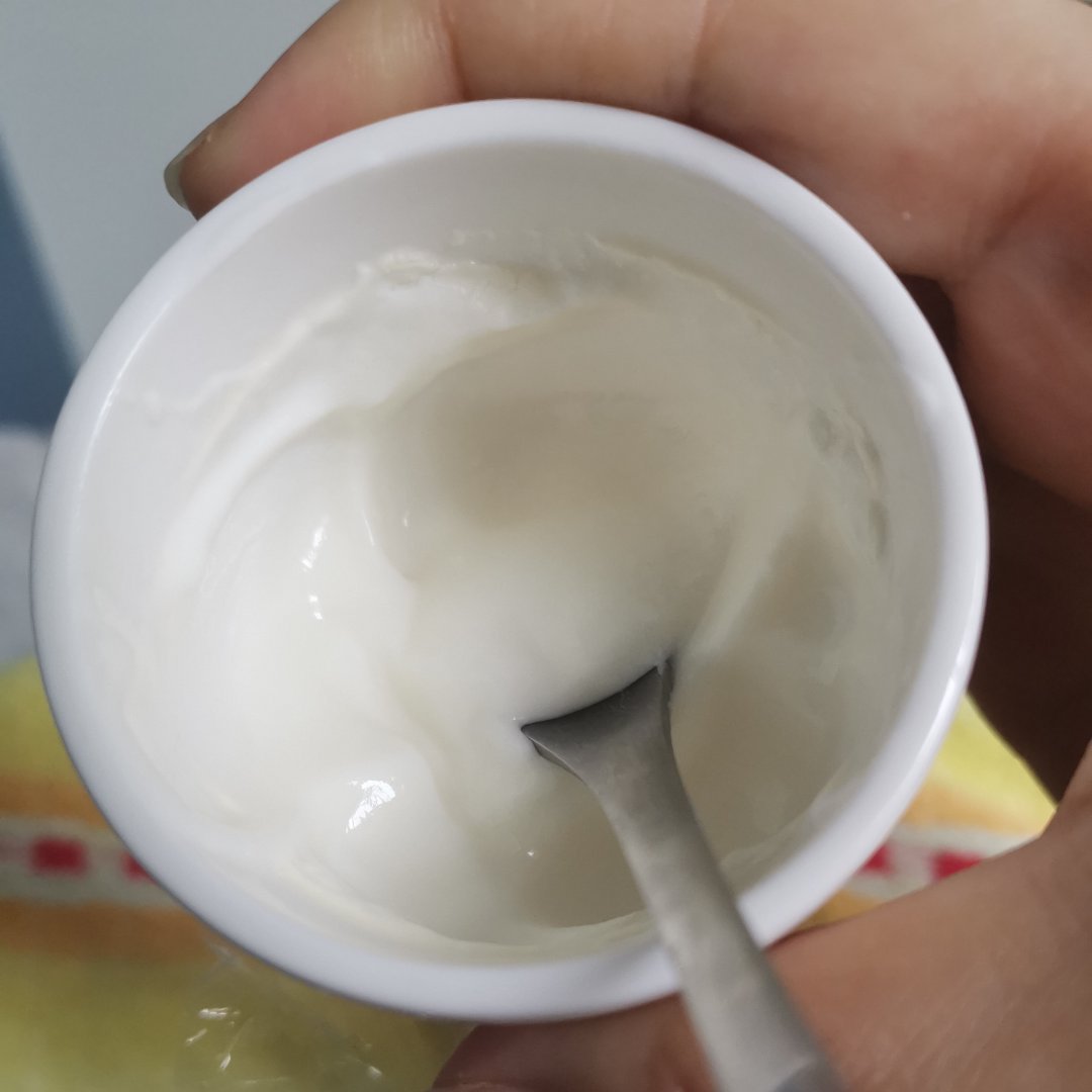 自制酸奶，堪比卡士的浓稠老酸奶，太好吃啦！