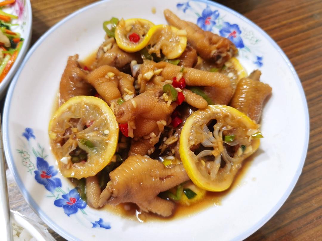 【柠檬酸辣鸡爪】自制超级无敌美味的网红鸡爪