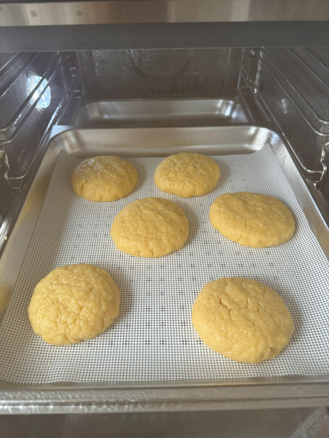 农家乐中的锅贴饼子（玉米饼子 大饼子）