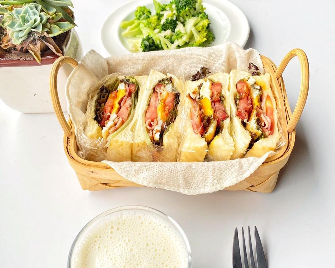 纯奶手撕吐司的做法 步骤1