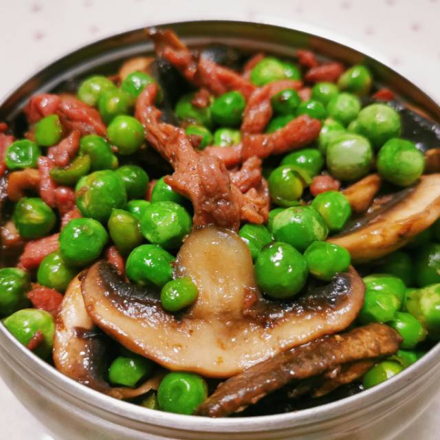 口蘑黑椒牛柳