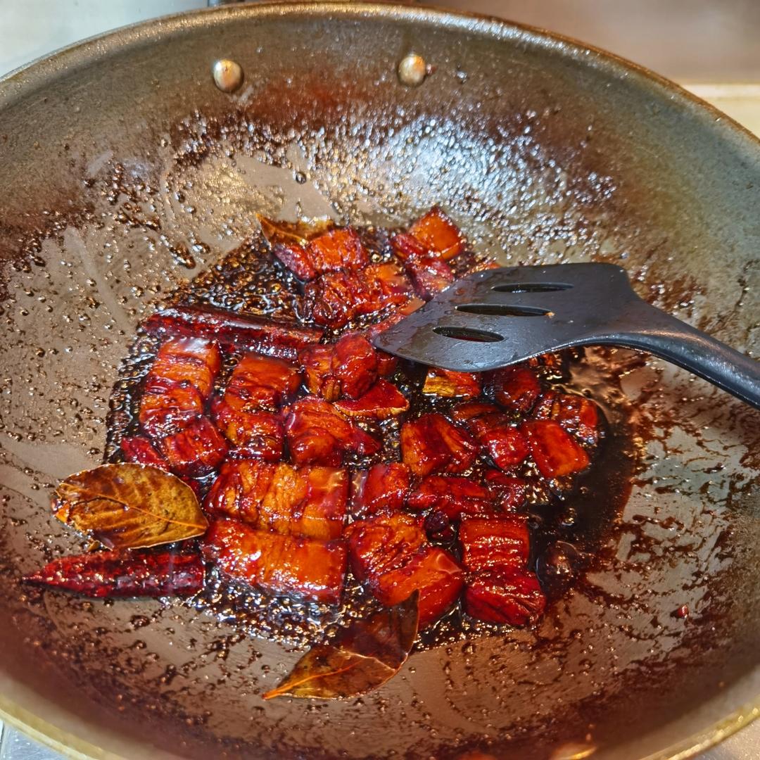 不焯水不放油的家常红烧肉