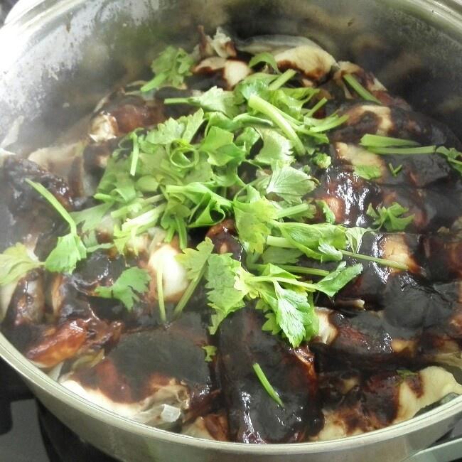 清江鱼焖锅的做法