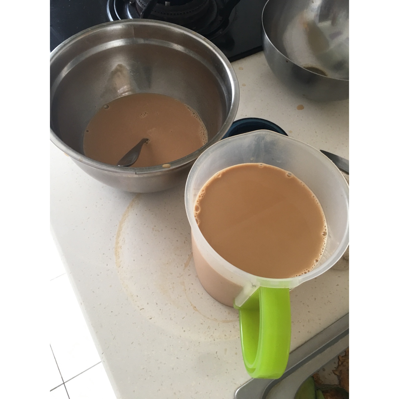 港式奶茶——一次用掉一整罐黑白淡奶