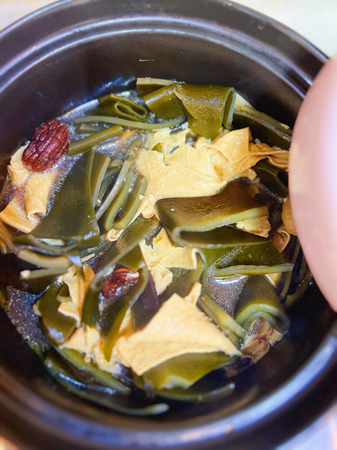 海带炖豆皮