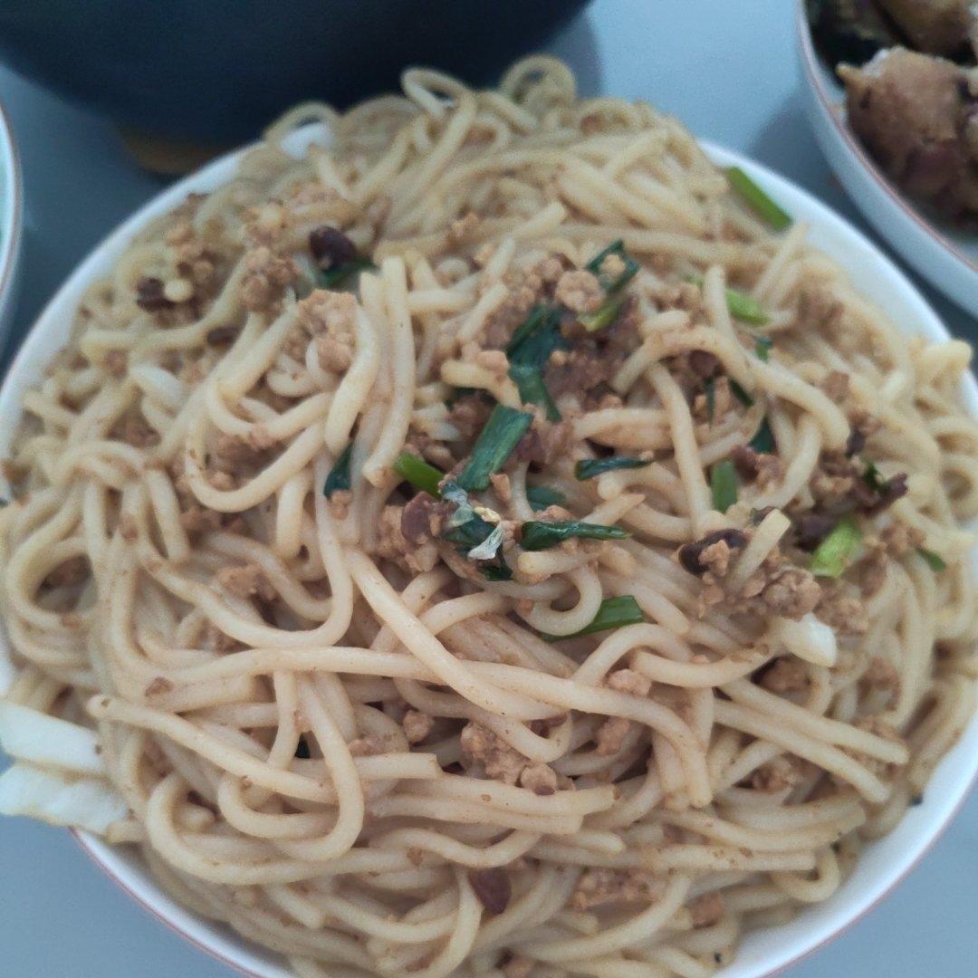 蚂蚁上树