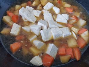 素三烧/土豆🥔胡萝卜🥕烧豆腐的做法 步骤6