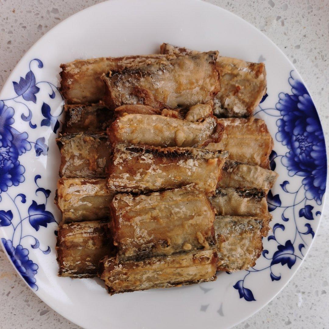 干炸带鱼