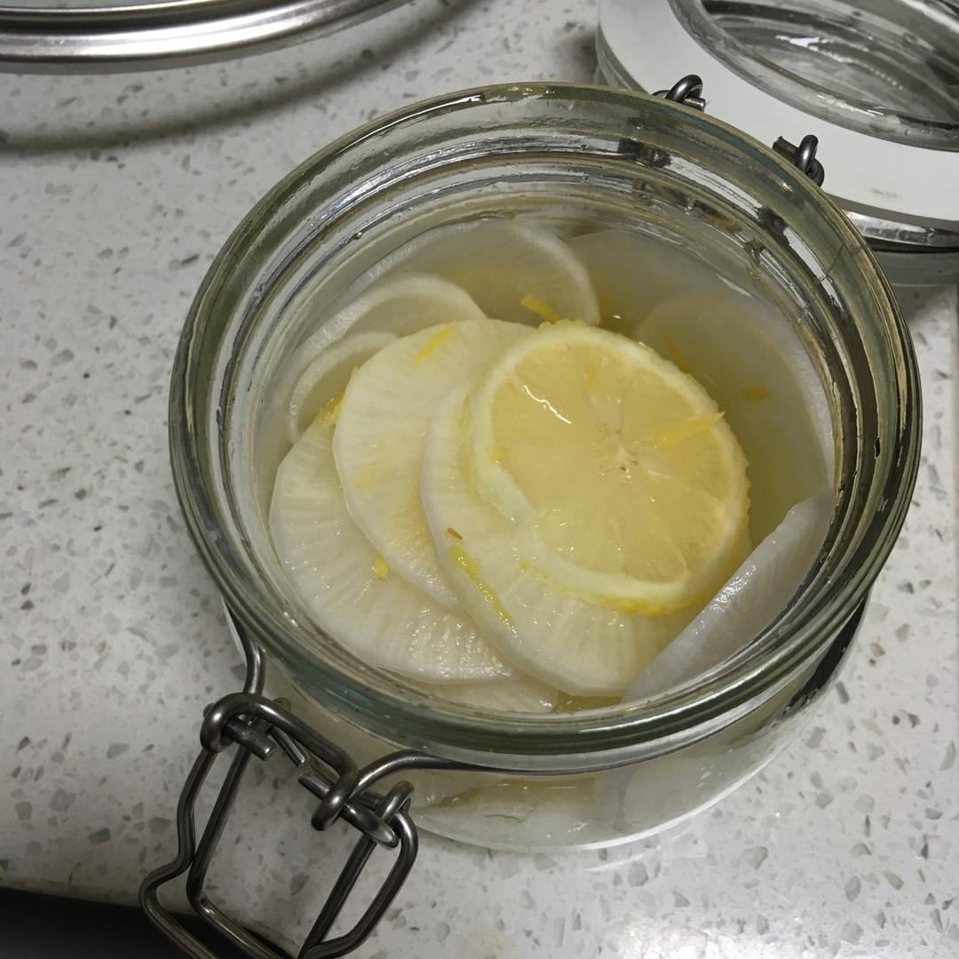 日式柠香腌萝卜