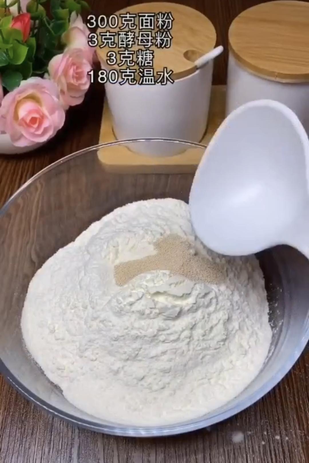 纯奶手撕吐司的做法 步骤1