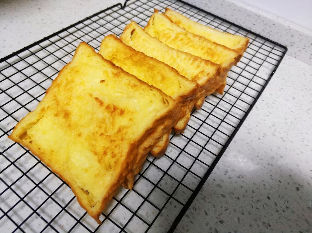 奶香片（快手早餐，吐司新吃法）