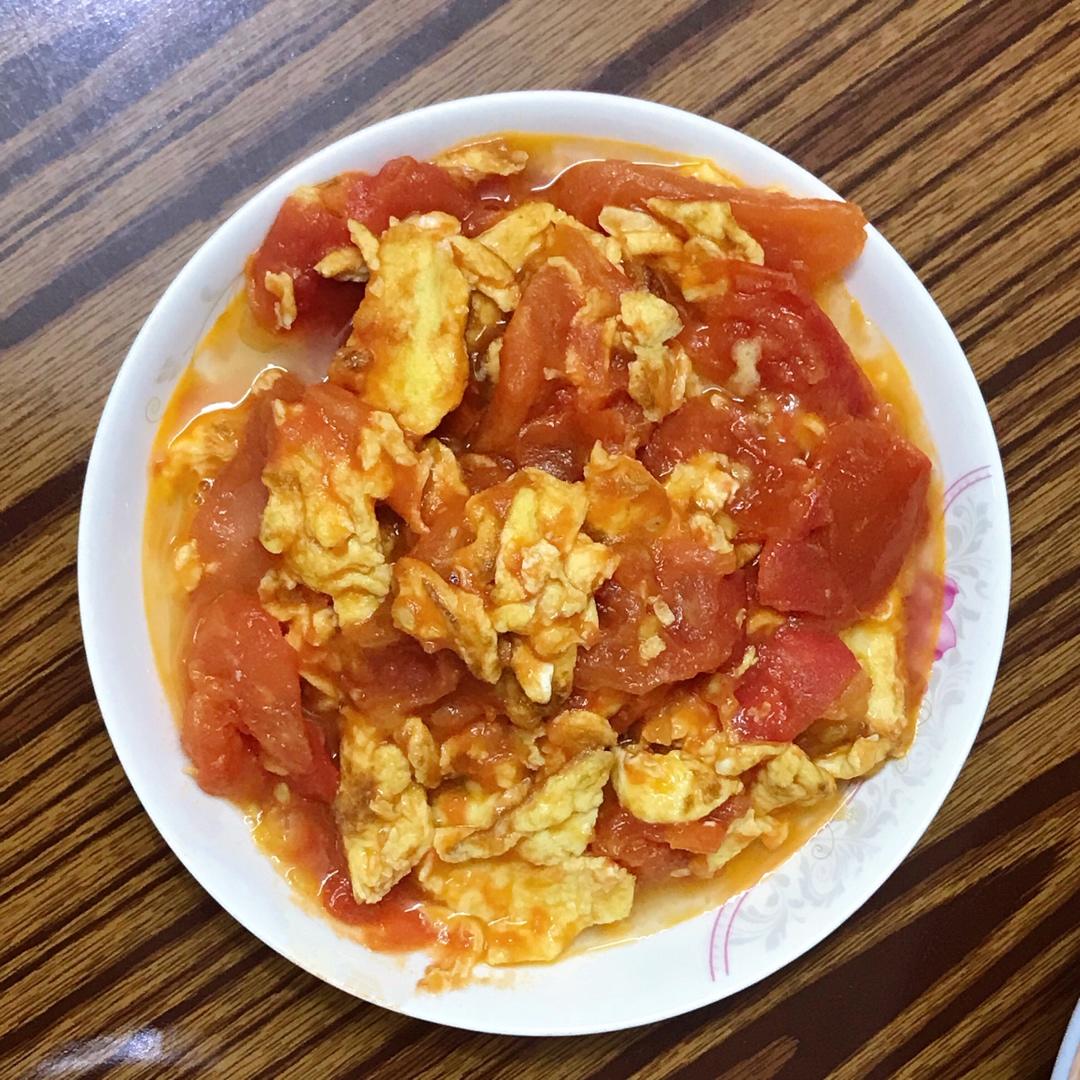 厨师长教你：“番茄炒鸡蛋”的家常做法，一看就会