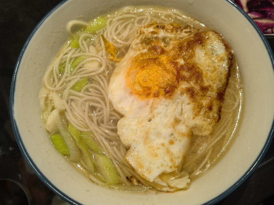 一碗热汤面