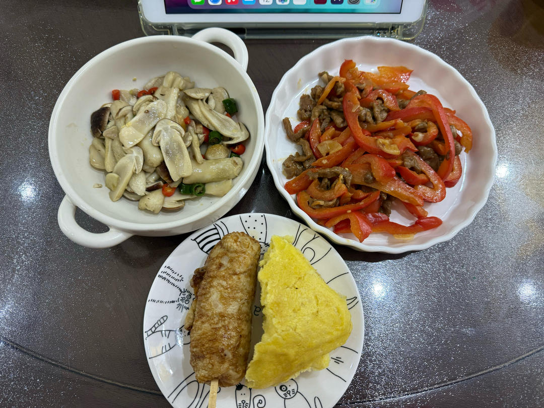炒大球盖菇