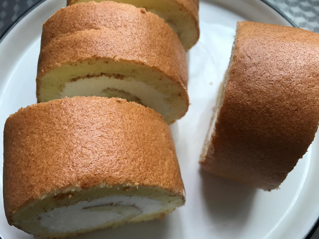 小四卷～风靡美食群的美味蛋糕卷