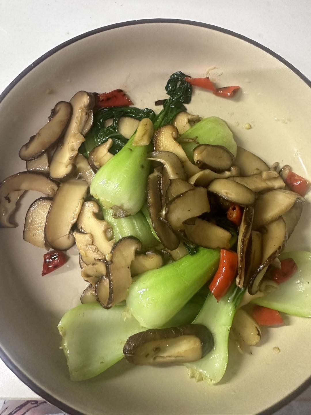 香菇炒小青菜