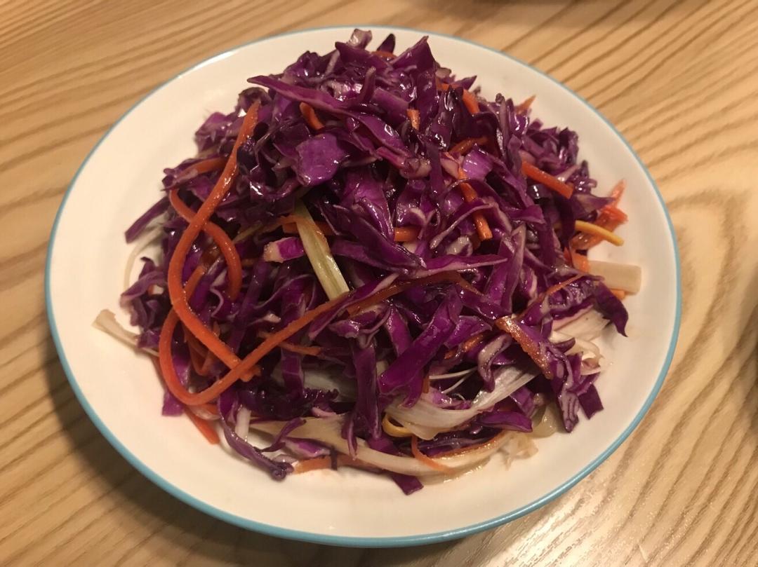凉拌紫甘蓝（好吃）