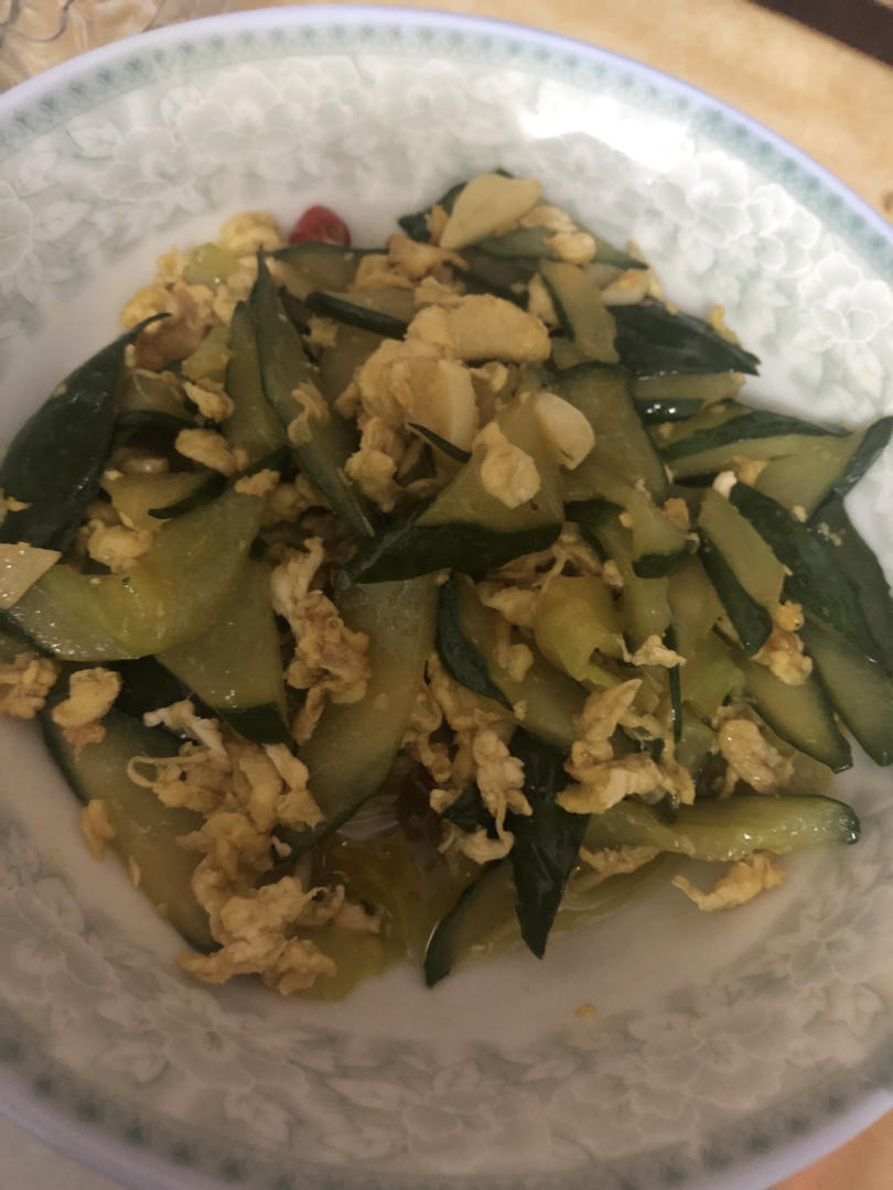 黄瓜炒鸡蛋