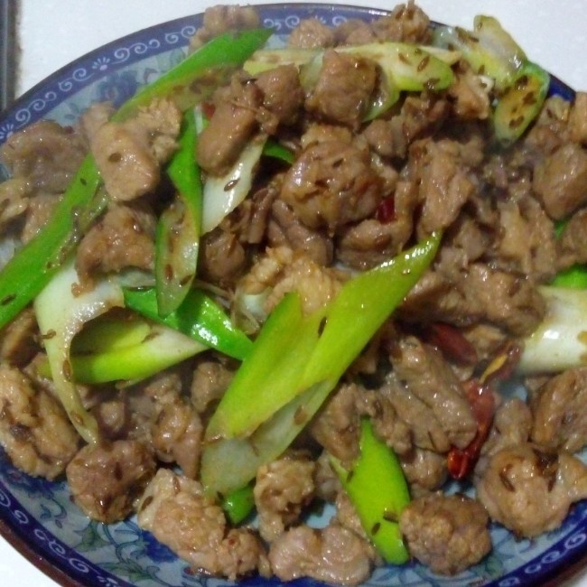 孜然羊肉粒