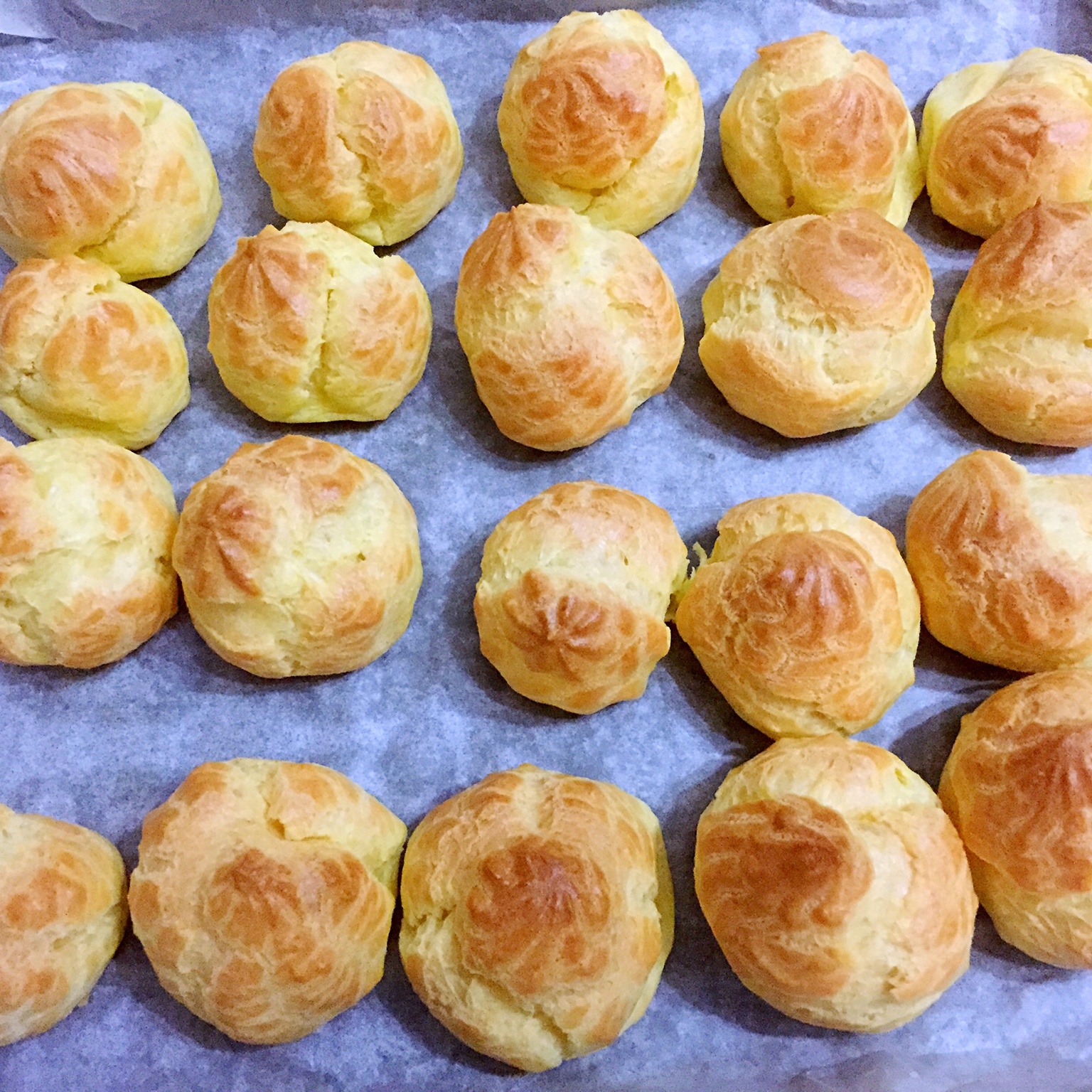 《Tinrry下午茶》教你做香草泡芙