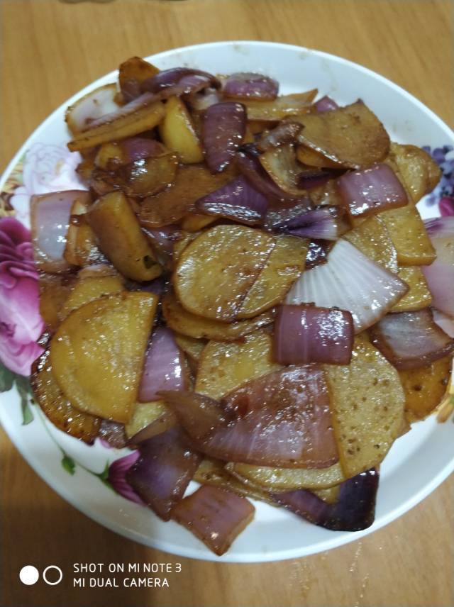 孜然洋葱土豆片
