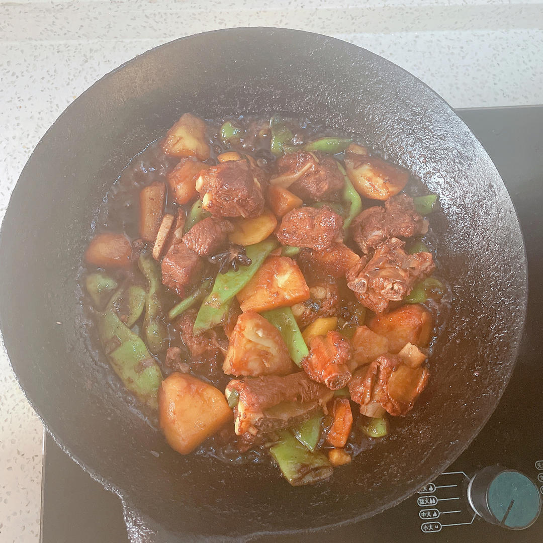 硬菜代表--排骨炖豆角土豆（豆角焖面胚子）