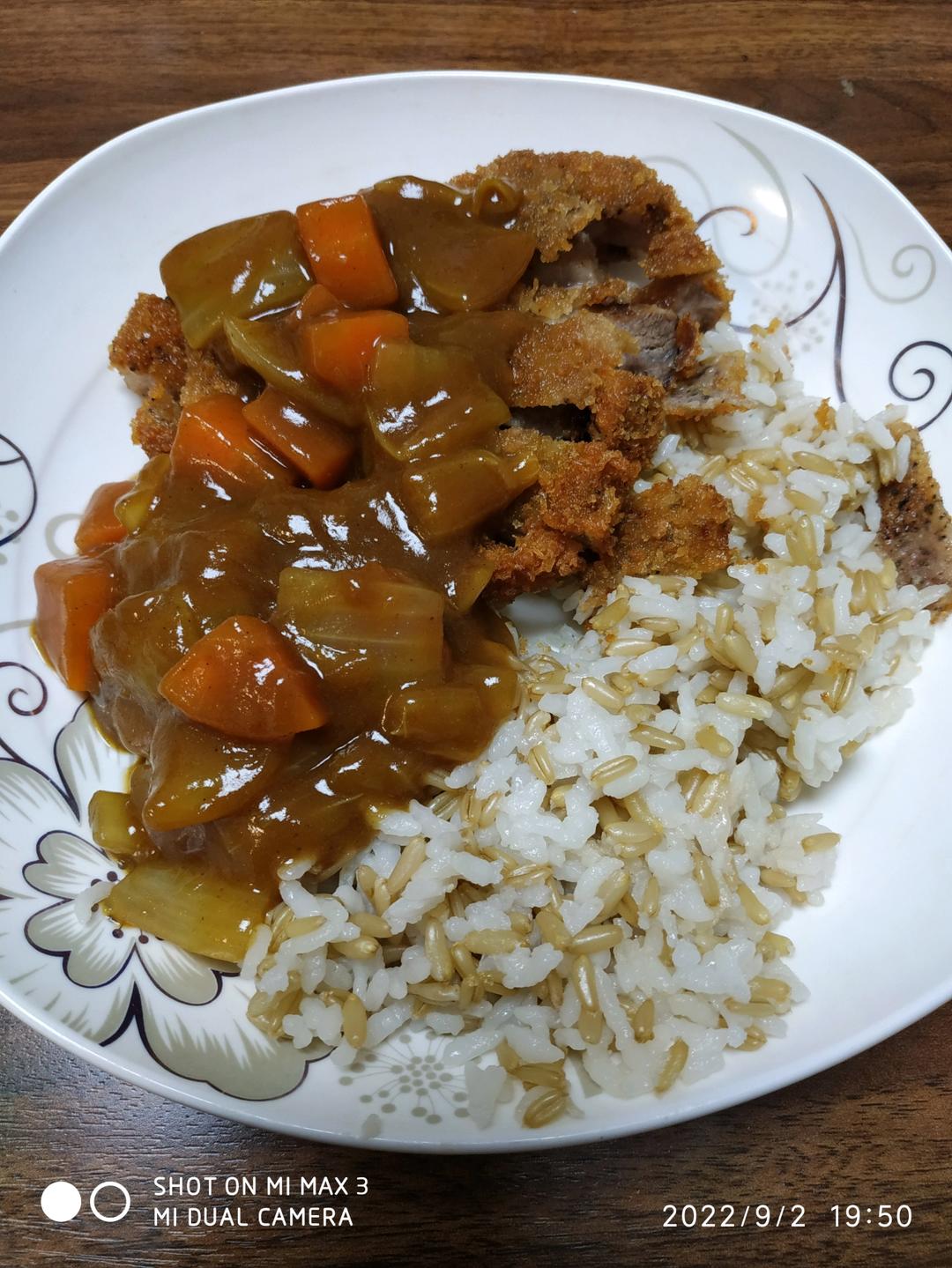 香酥咖喱猪排饭