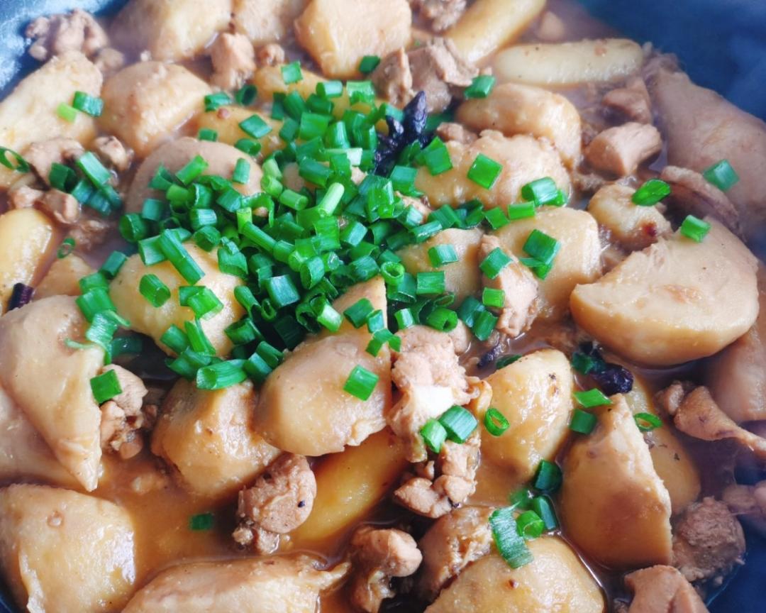 芋儿烧鸡腿肉（减脂版）的做法