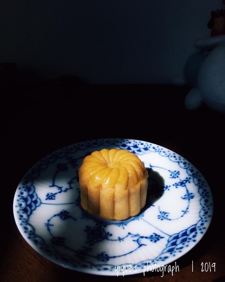 香芋蛋黄月饼-广式月饼