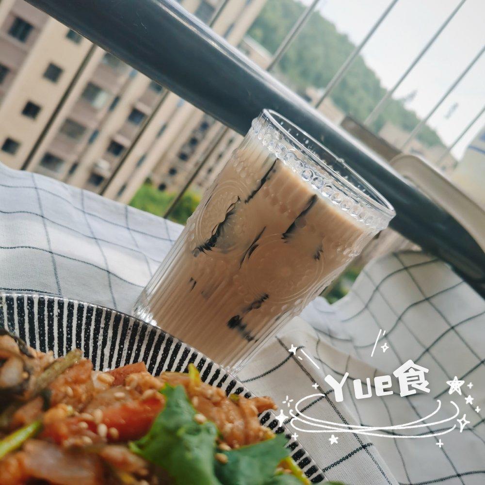 烧仙草蜜红豆奶茶