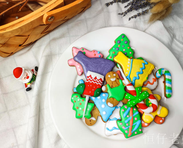 让孩子欢呼雀跃的圣诞糖霜饼干的做法
