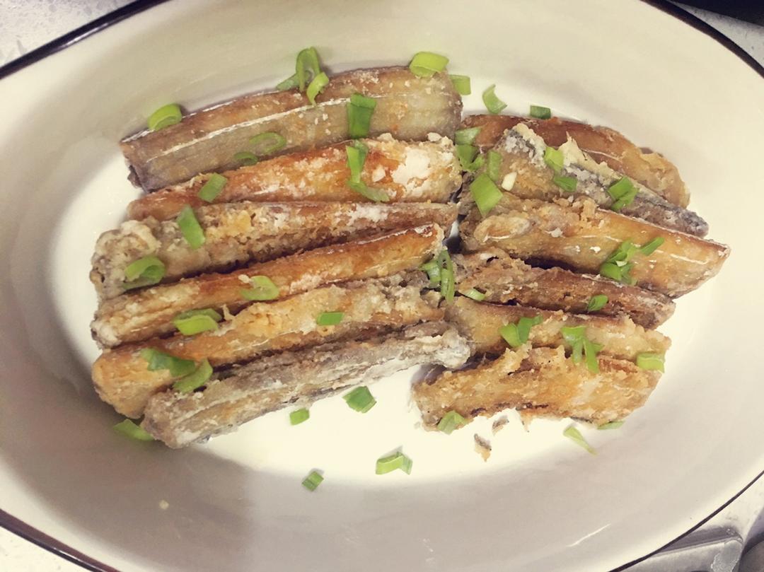 【香煎带鱼】附送超多煎鱼技巧~