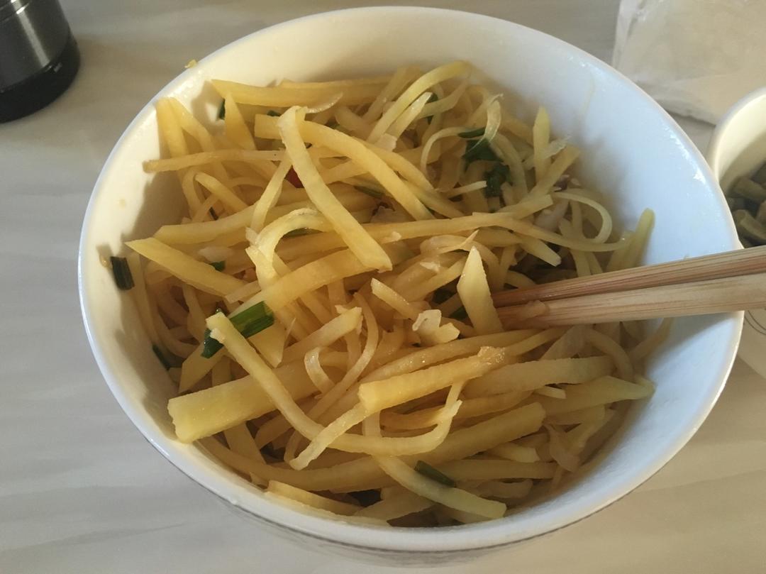 凉拌土豆丝