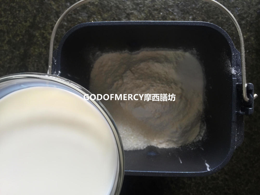 纯奶手撕吐司的做法 步骤1