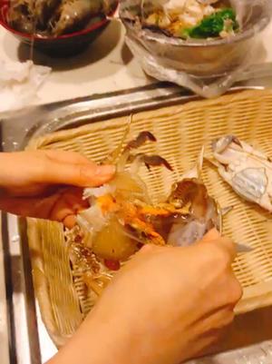 葱油螃蟹炒年糕的做法 步骤2