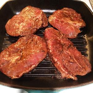 黑醋牛排 Balsamic Steak的做法 步骤4