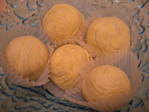 豆沙蛋黄酥的做法