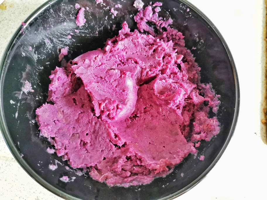 「减脂低卡甜品」酸奶紫薯芋泥千层的做法 步骤1