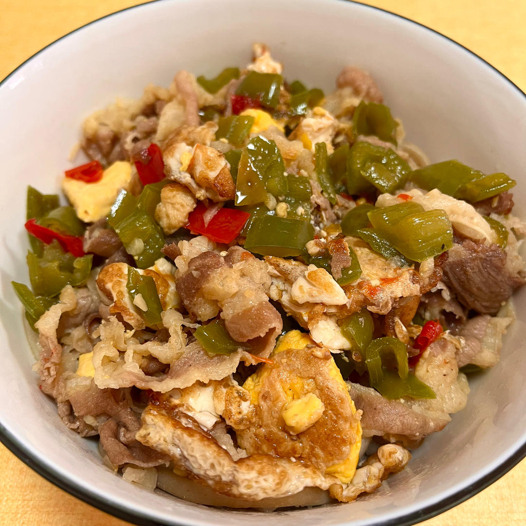 超级快手的酸辣椒蛋肥牛