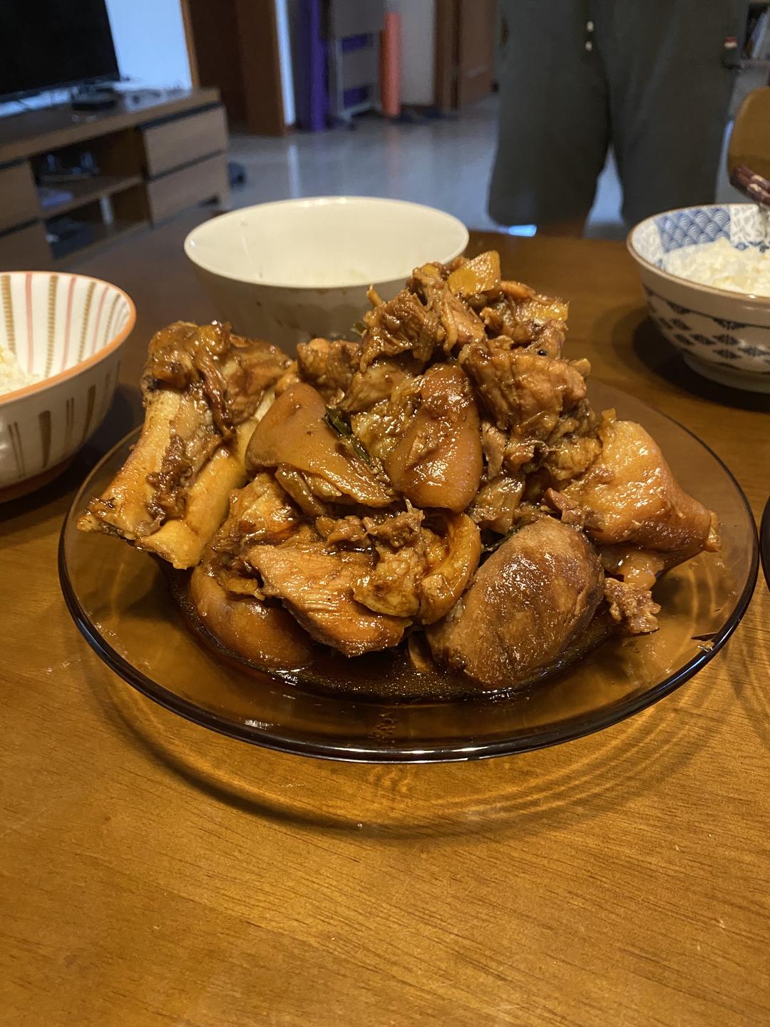 红烧肘子