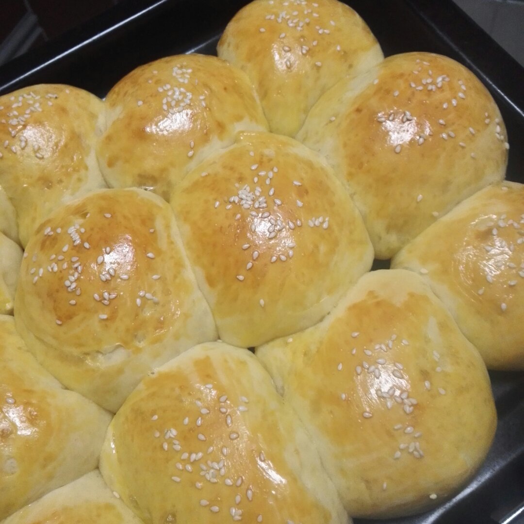 大人小孩都爱不释口的【蜂蜜牛奶小餐包】