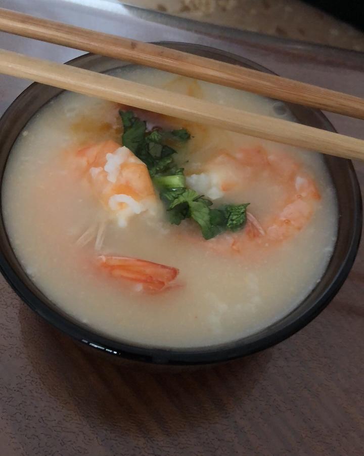 潮汕海鲜砂锅粥（鲜掉眉毛）