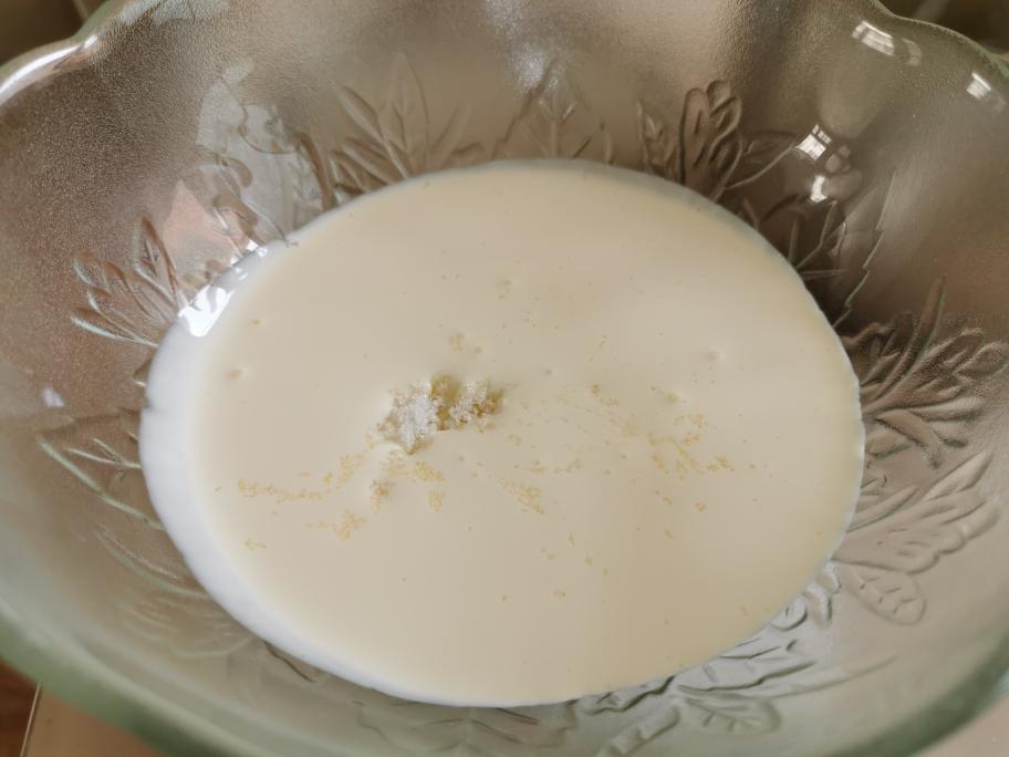 纯奶手撕吐司的做法 步骤1