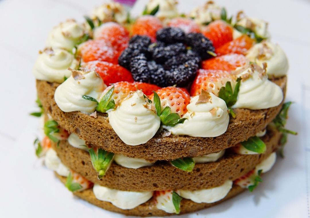 【零失败】不会裱花没关系的水果裸蛋糕 芒果裸蛋糕 完美戚风胚