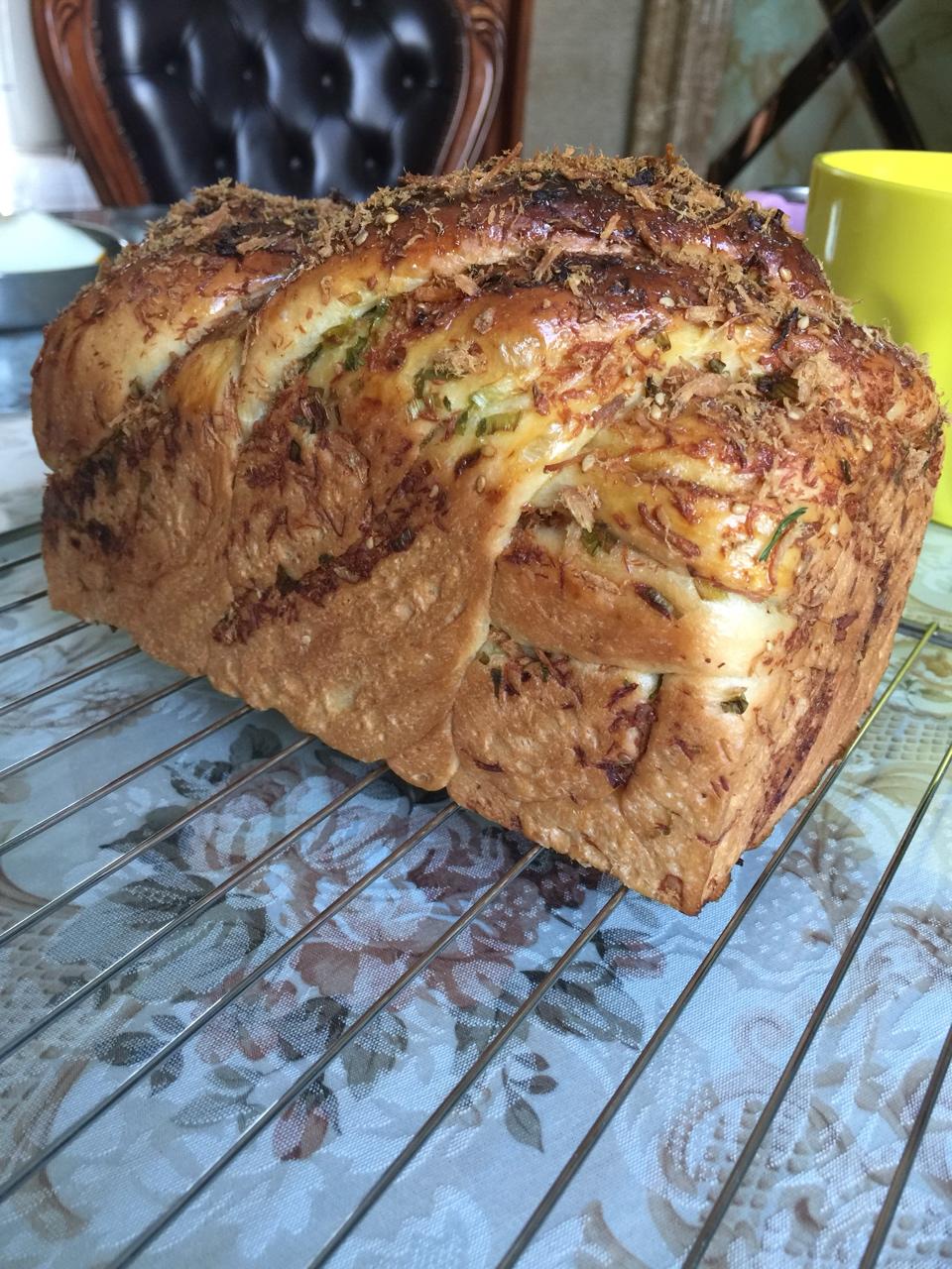 香葱肉松手撕吐司