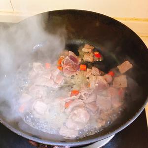 春笋炒牛肉——减脂美食的做法 步骤3