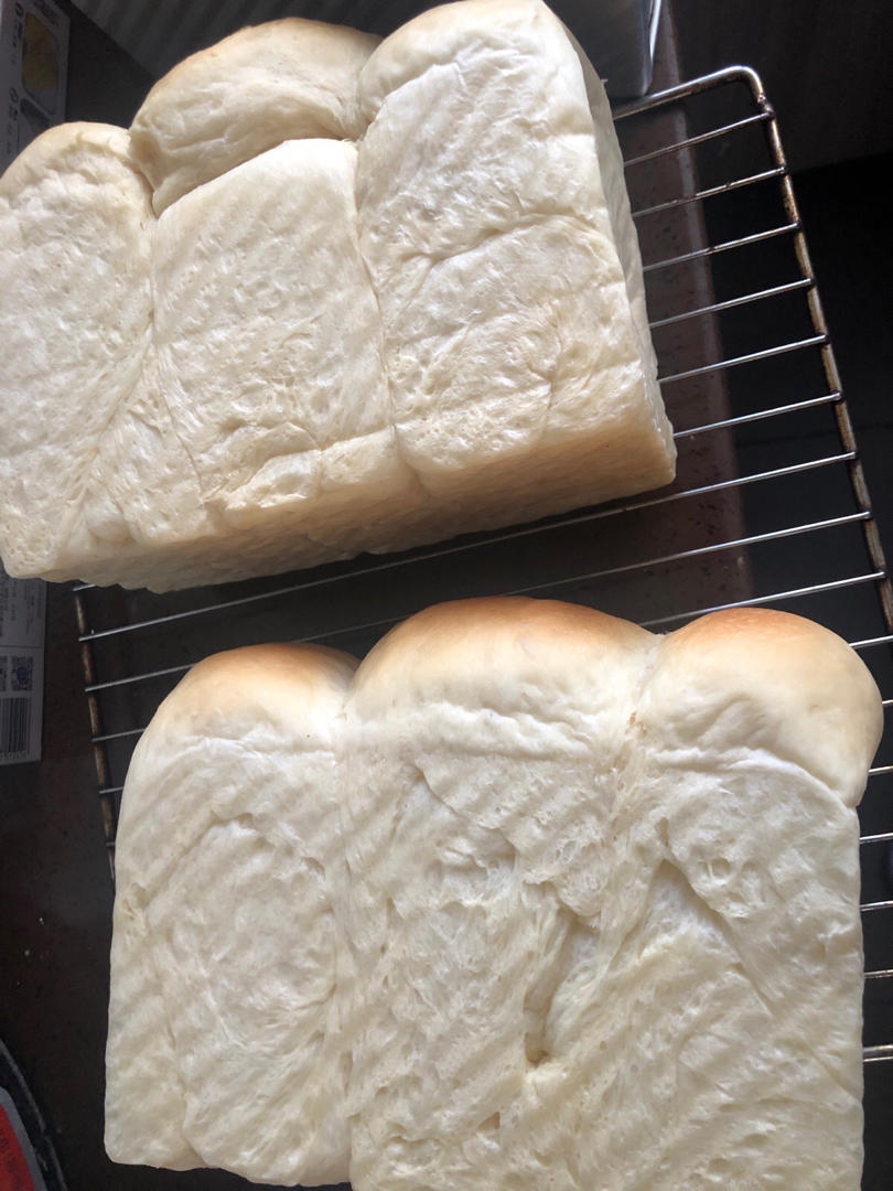 奶香纯粹的重料淡奶油吐司