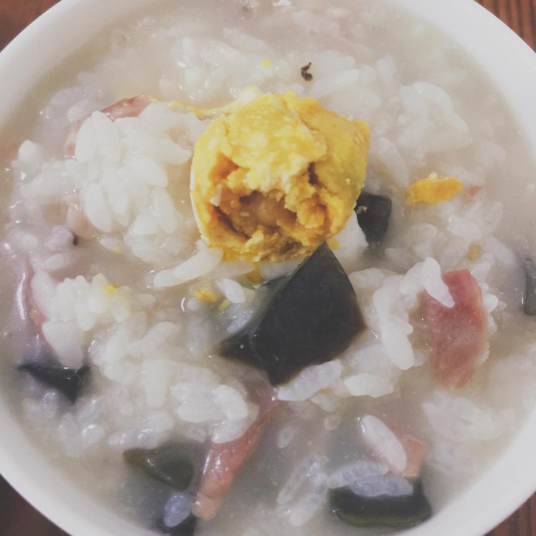 【皮蛋瘦肉粥】
